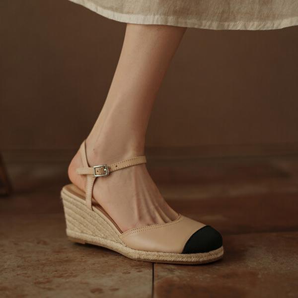 Elegant Handcrafted Leather Women's Shoes: Luxurious Quality and Craftsmanship(E36maKM7711)