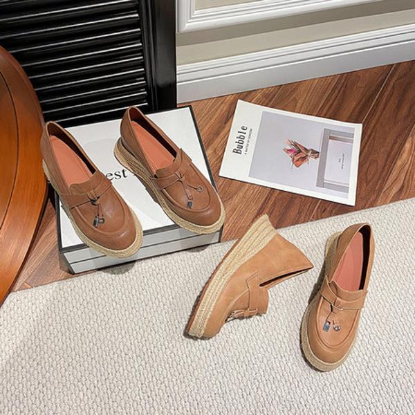 Handcrafted Leather Women's Shoes: Luxurious Elegance in Every Step.(E36maZ6611)