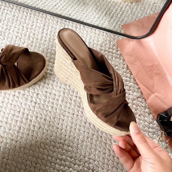 Luxury Handcrafted Leather Women's Shoes: Elegance Redefined(E36ma7722)