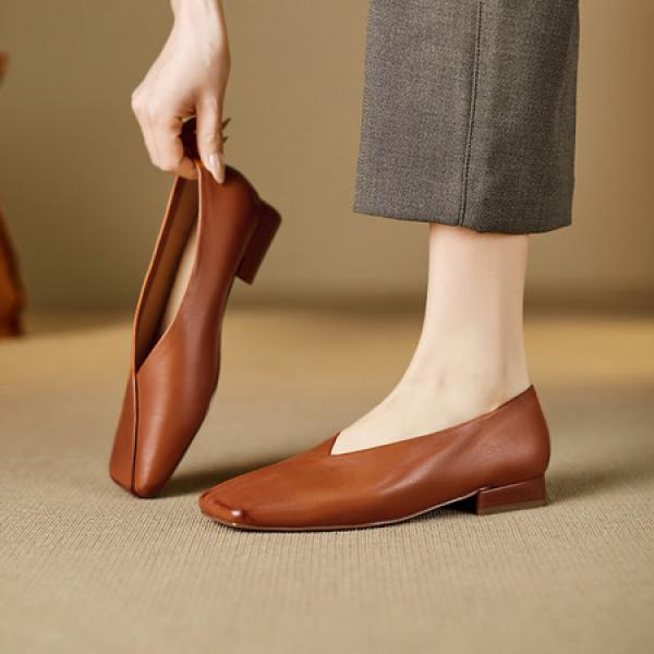 Crafted Leather Women’s Shoes: Elegant Luxury Artistry(E5or76821)