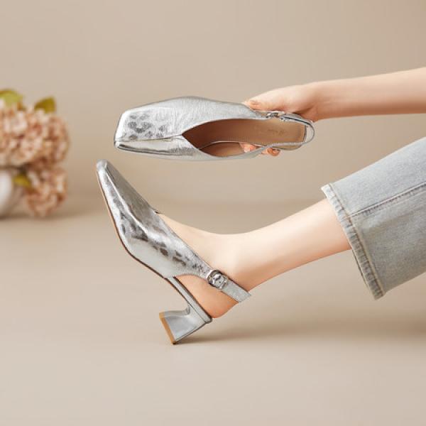 Exquisite Handcrafted Leather Heels for Elegant Women(E5or76887)