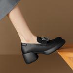 Elegance Redefined: Luxurious Handcrafted Leather Women’s Shoes(Easn20181381)