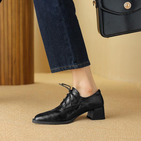 Luxurious Handcrafted Leather Women's Shoes with Exquisite Craftsmanship(Easn20181396)