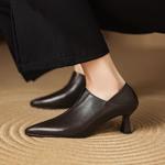 Handcrafted Leather Women’s Shoes: Luxurious Elegance and Superior Quality.(Easn20182331)