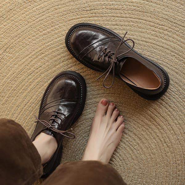 Elegantly Crafted Genuine Leather Handcrafted Women's Shoes(Easn20182518)