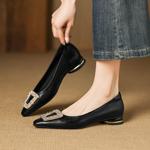 Luxurious Handmade Leather Women's Footwear(Easn20182797)