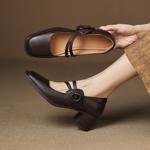 Handcrafted Leather Women's Shoes: Luxurious Elegance(Easn20182799)