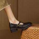 Luxurious Handcrafted Leather Women's Shoes with Elegant Craftsmanship(Easn20182837)