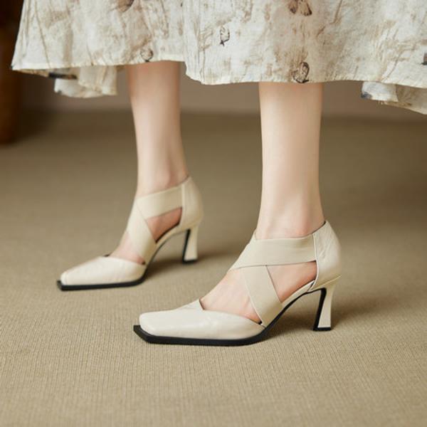 Luxurious Handcrafted Leather Women's Shoes of Superior Quality(Ebuer8887540)