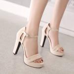 Handcrafted Leather Women’s Shoes: Luxurious Elegance(Ebuka533)