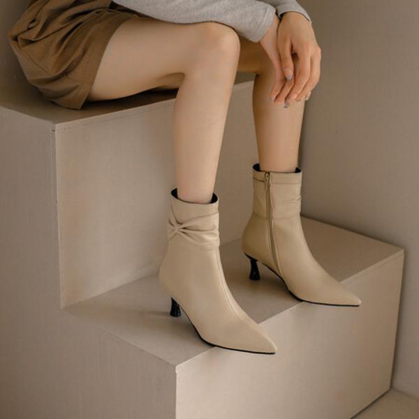 Handcrafted Genuine Leather Women's Shoes: Elegance Meets Luxury Quality(Ebuka22-23)