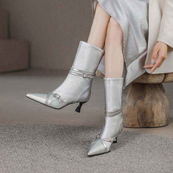 Elegance in Every Stitch: Handmade Leather Women's Shoes of Luxury Quality(Ebuka22-25)