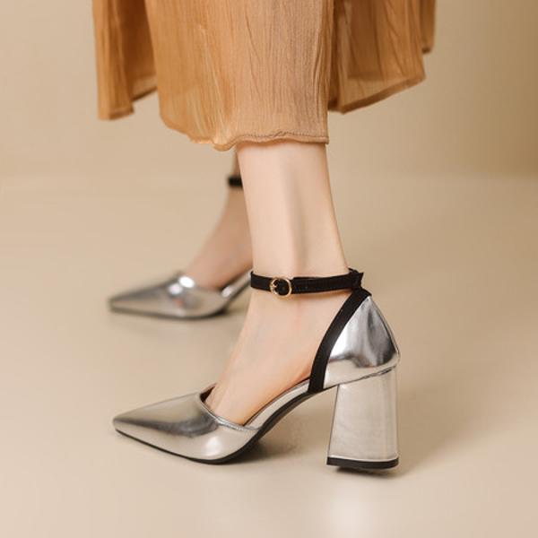 Exquisite Handcrafted Leather Heels: Elegant Luxury with Artisanal Quality(EbukaK3-1)