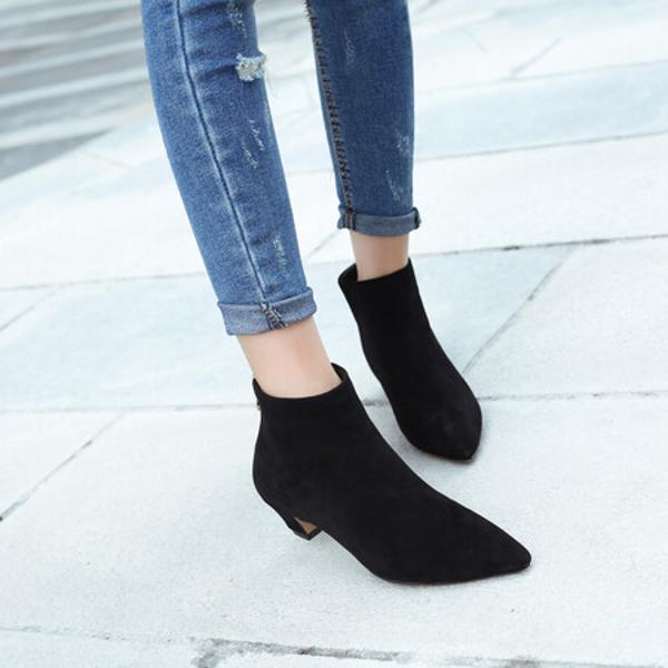 Handcrafted Luxury Leather Women's Shoes: Timeless Elegance(Echengdu2478)