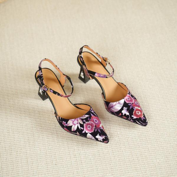 Handcrafted Leather Women's Shoes: Elegance in Every Stitch(Echengdu2536)