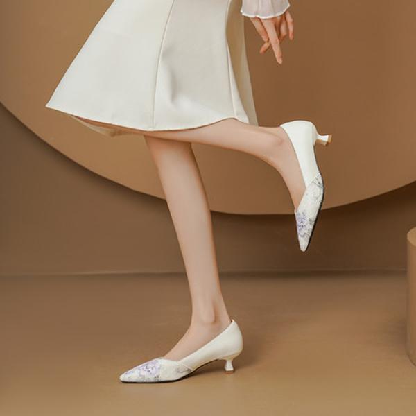 Luxury Handmade Leather Women's Shoes: Craftsmanship, Elegance, and Quality(Echengdu1月-09)