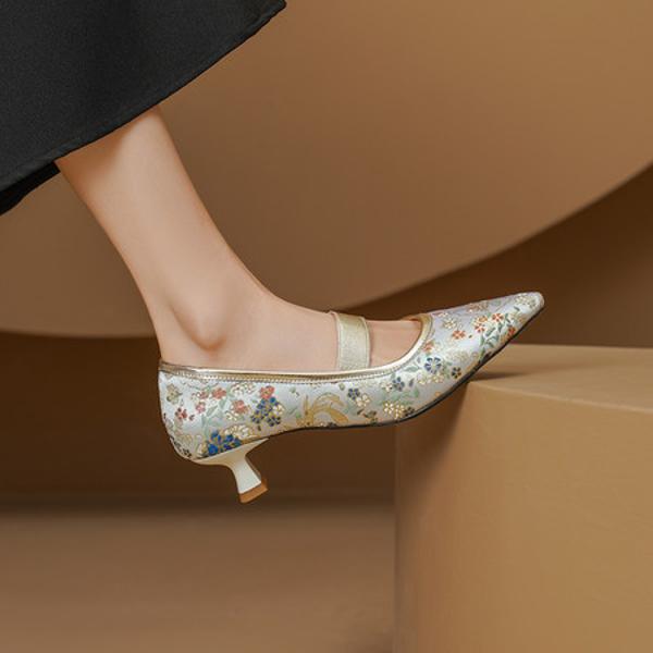 Crafted Elegance: Luxurious Handmade Genuine Leather Women's Shoes(Echengdu1月-12)