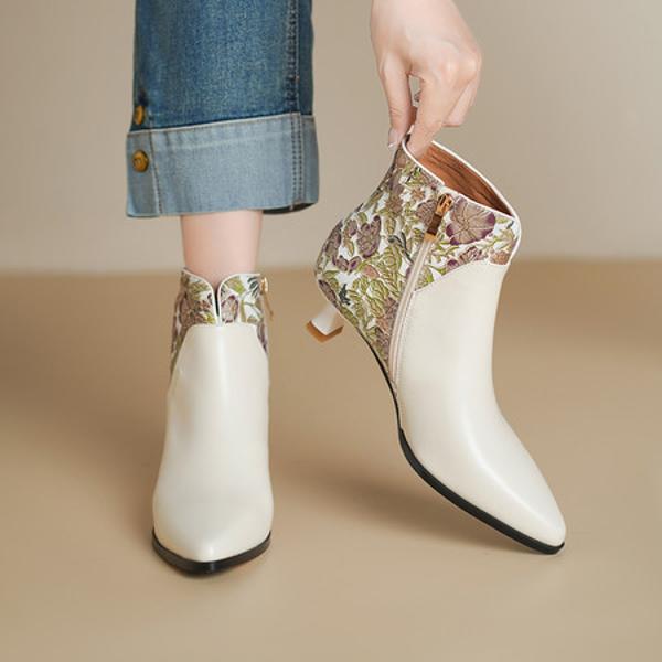 Exquisite Handmade Leather Women's Shoes - Elegance Redefined in Every Stitch(Echengdu2567)