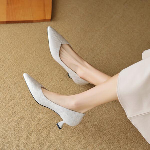 Luxurious Handcrafted Leather Women's Shoes: Elegance Meets Artisan Quality(EcqiH-2725)