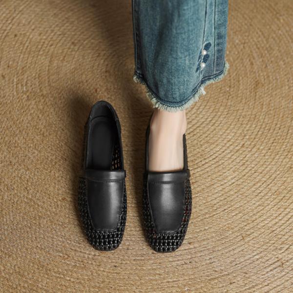 Elegant Handcrafted Leather Women’s Shoes of Superior Quality(EcqiH-7312)