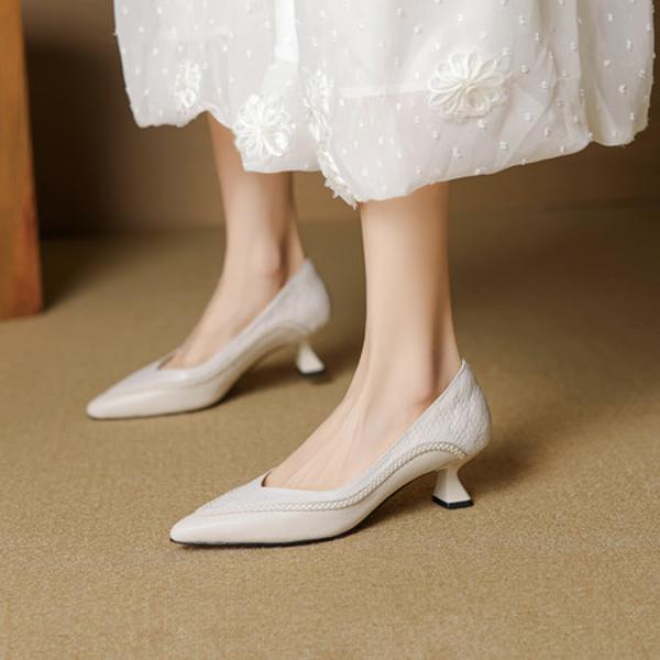 Elegant Handcrafted Leather Shoes: Luxury Redefined(EcqiH-7598)