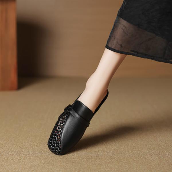 Exquisite Handcrafted Leather Women's Shoes: Elevate Your Style with Luxury Elegance(EcqiH-7670)