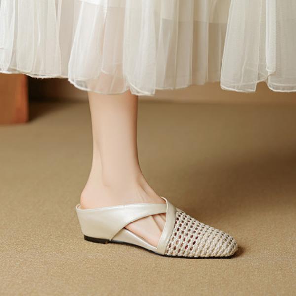 Elegant Handcrafted Leather Women's Shoes: Luxury Artisan Quality(EcqiH-7872)