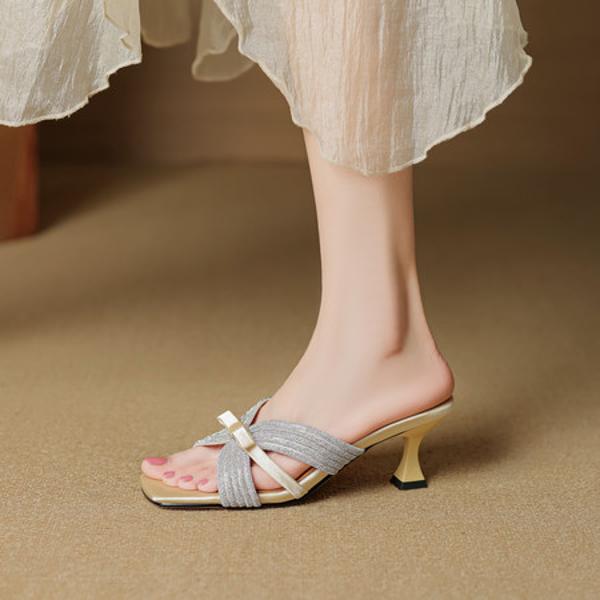 Exquisite Handcrafted Leather Women's Shoes: Elegance Meets Luxury Craftsmanship(EcqiHY-7965)