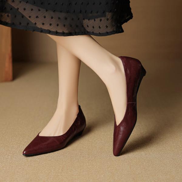 Exquisite Handcrafted Leather Women's Shoes: Luxury, Elegance, and Artisan Quality(EcqiHC-8080)