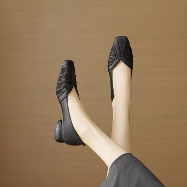 Handcrafted Leather Women's Shoes: Elegance Redefined(EcqiHC-8090)