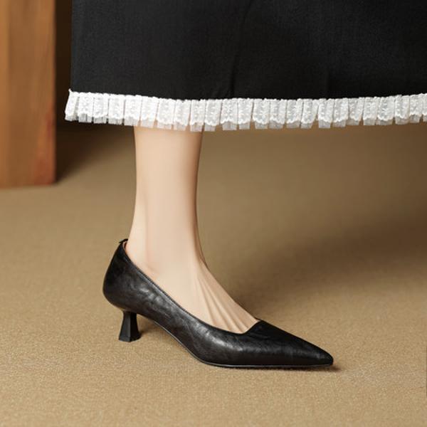 Elegant Handcrafted Leather Women’s Shoes: Luxury Crafted with Excellence(EcqiHC-8170)