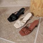 Exquisite Handcrafted Leather Women's Shoes: Luxurious Quality and Elegant Design(Edfmr5577)