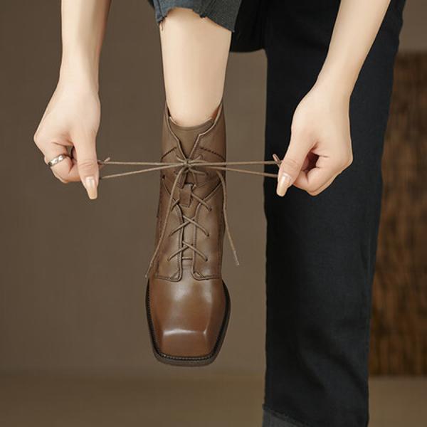 Crafted Elegance: Premium Handmade Leather Women's Shoes for the Discerning Taste(Edfmr7262)