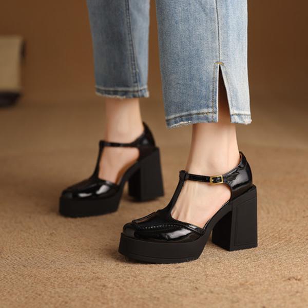 Elegantly Crafted Luxury Genuine Leather Handcrafted Women's Shoes(Edfmr85783)