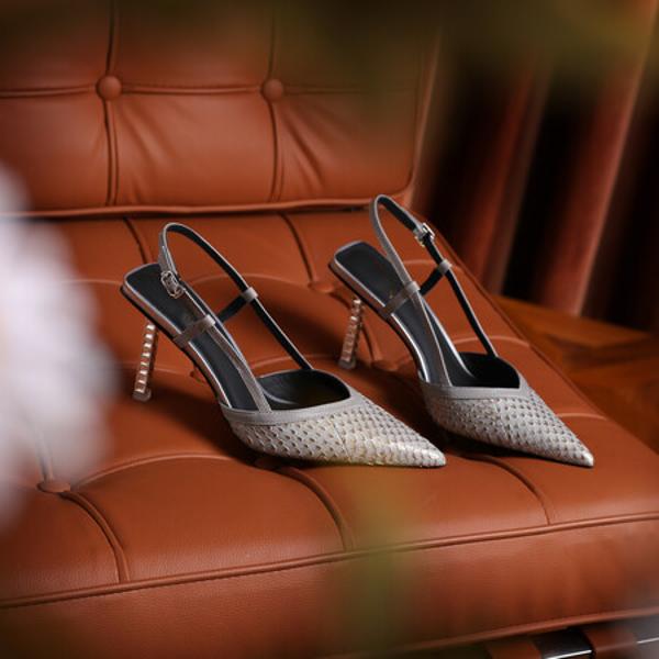 Handcrafted Leather Women's Shoes: Elegance Meets Luxurious Quality(Ediandian88163)