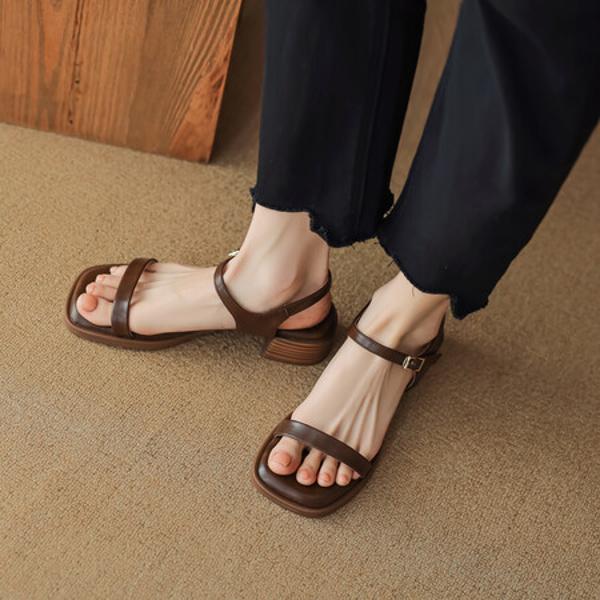 Elegant Handcrafted Leather Women's Shoes with Luxury Finish(EdidoL1289)