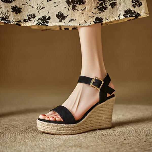 Elegant Handcrafted Leather Women's Shoes for Luxurious Comfort(EdlnxC-6)