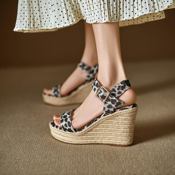 Exquisite Handcrafted Leather Women’s Shoes: Luxe Elegance(EdlnxC-11)