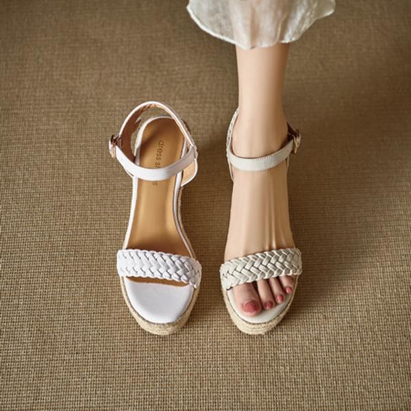 Exquisite Handcrafted Leather Women's Shoes: Luxury & Elegance(EdlnxCC-9)