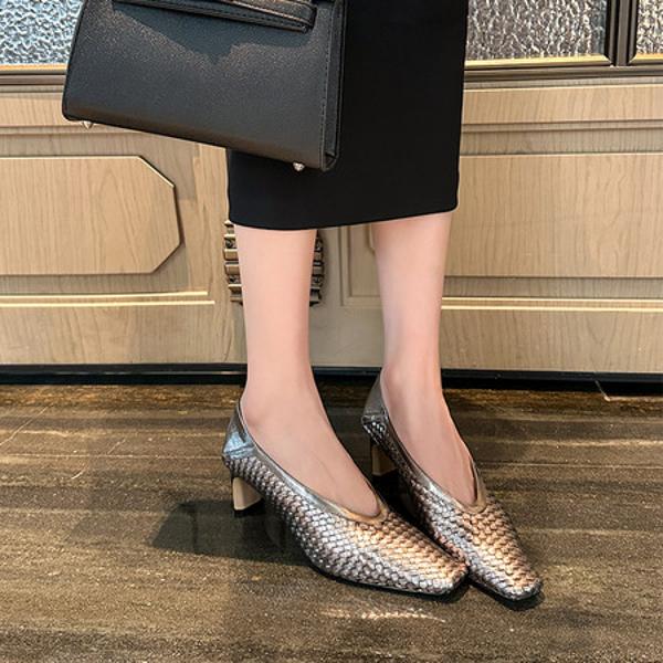 Handcrafted Leather Women's Shoes: Elegant Luxury with Superior Craftsmanship(EdmdA6362)