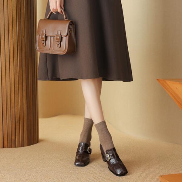 Luxurious Handcrafted Leather Women's Shoes: A Blend of Elegance & Craftsmanship(Egupai8882748)