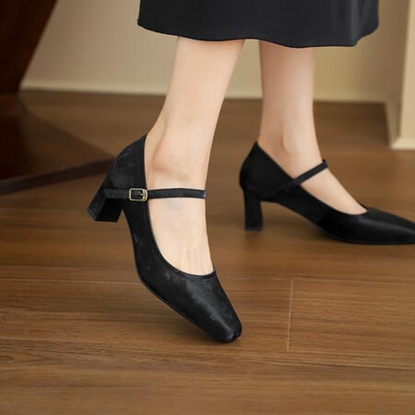 Handcrafted Leather Women's Shoes: Exceptional Quality, Timeless Elegance.(Egupai8888月-00)