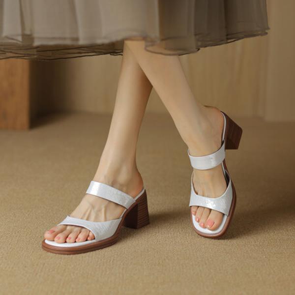 Handcrafted Luxury Leather Women's Shoes: Elegance in Every Stitch(Egupai8882874)