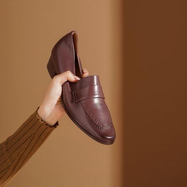 Handcrafted Leather Women's Shoes: Luxurious Elegance in Every Stitch(Egupai8883132)