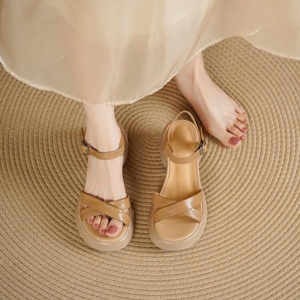 Handcrafted Luxury Leather Women's Shoes: Elegance Meets Artistry(Egupai8883290)