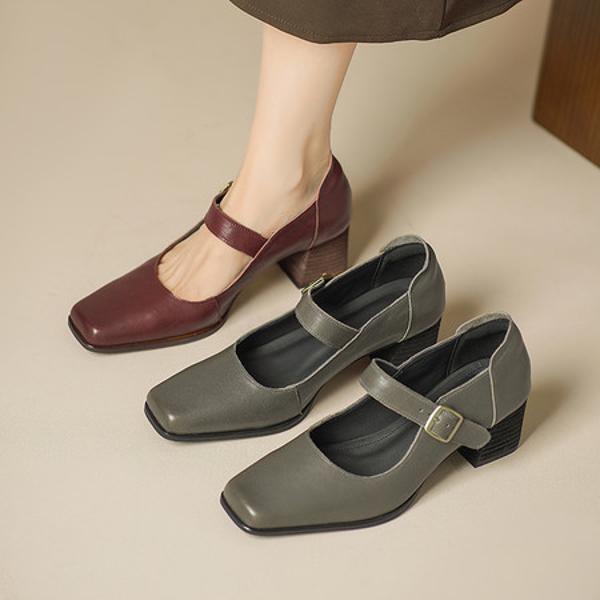 Exquisite Handcrafted Leather Women's Shoes: A Luxurious Blend of Artistry and Elegance(Egupai8883356)