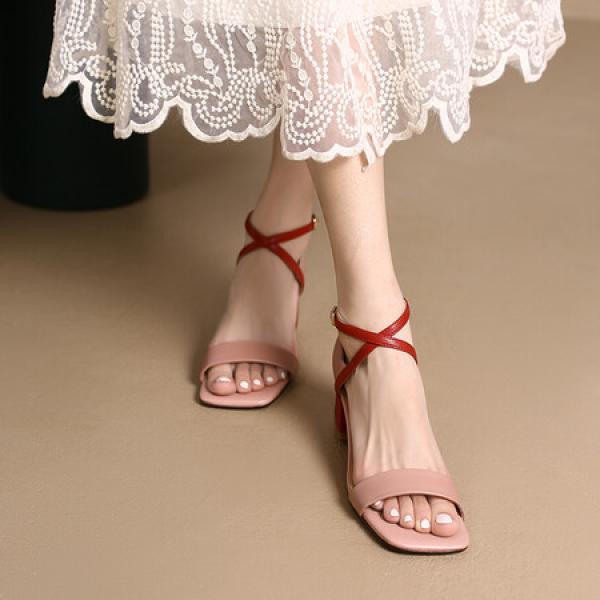 Handcrafted Leather Women's Shoes: Luxury Meets Timeless Elegance(Eqijiayi8958)