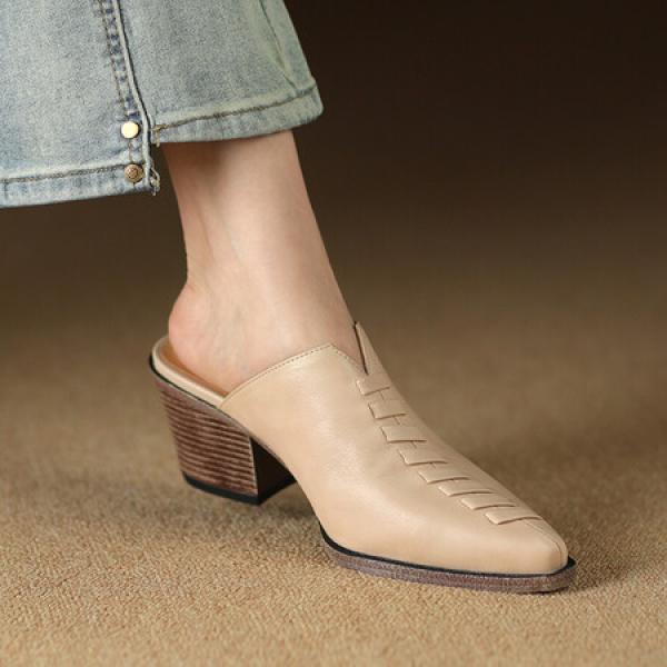 Elegant Handcrafted Leather Shoes - Luxury Craftsmanship Awaits(Etrj220A3729)