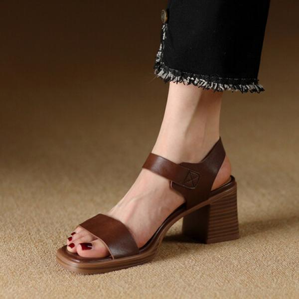 Handcrafted Leather Women's Shoes: Timeless Elegance(Etrj220A3889)