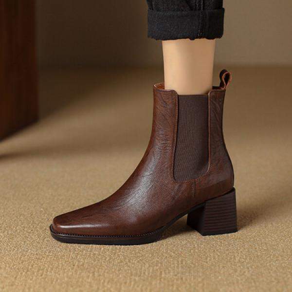 Elegant Handcrafted Genuine Leather Women's Footwear(Etrj220A6011)